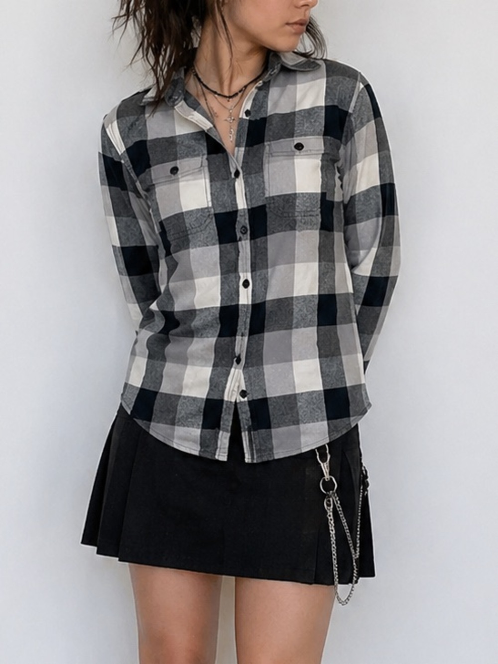 💥SALE💥 Vintage 1990s “Rumours Original” Black, Gray & White Plaid Button-Down